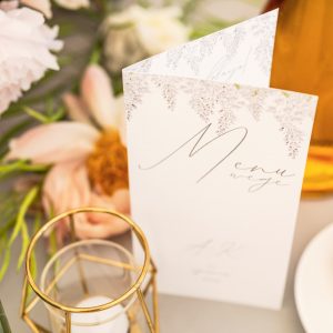 menu z motywem wisterii, menu otwierane, menu z kwiatami