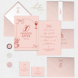 Zaproszenia urodzinowe różowe fancy - mockup z dodatkami