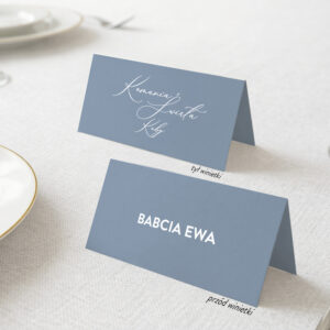 Niebieskie winietki na Komunię Świętą z białym zadrukiem