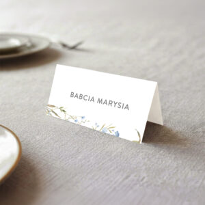 Winietki na Komunię Świętą z niebieskimi kwiatuszkami