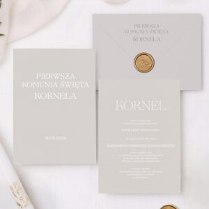 Zaproszenia na Komunię Świętą minimalistyczne jasnoszare z białym zadrukiem